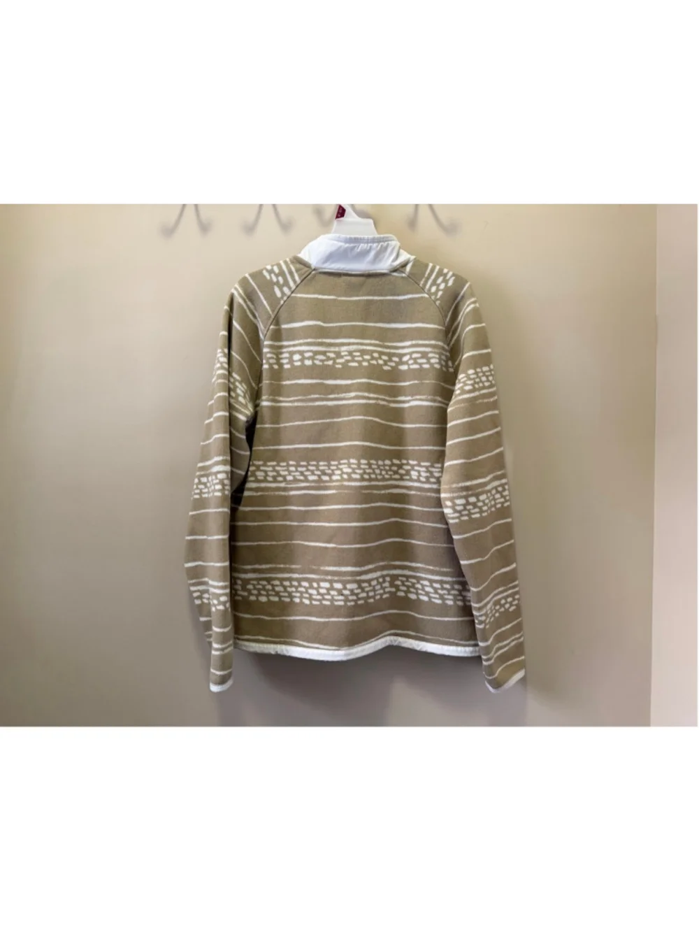 The North Face Gordon Lyons 1/2 Zip Pullover Mens Large Tan Stripe Knit Fleece